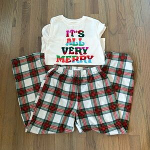kids size 10-12 christmas pajama set.